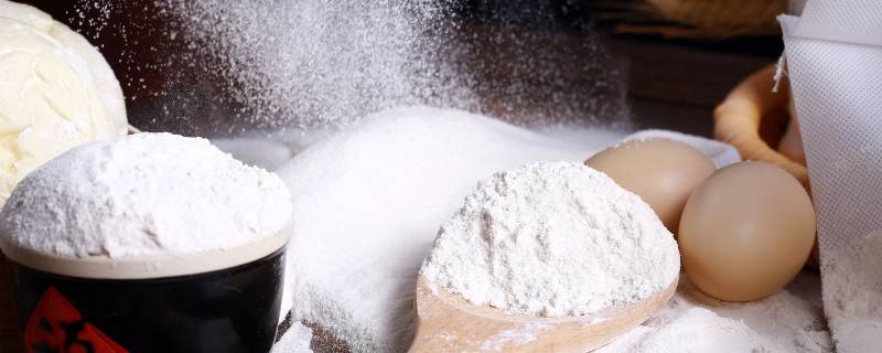 面粉夏天怎么保存不生虫（袋装面粉夏天怎么保存不生虫）