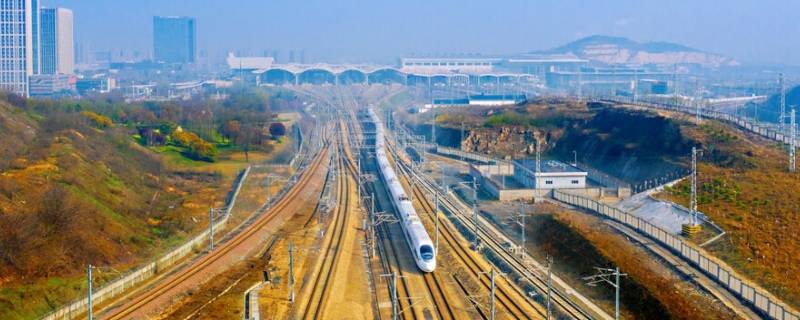 高铁是不是火车 高铁是不是火车的一种