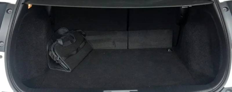 本田缤智后备箱尺寸（本田缤智后备箱图）