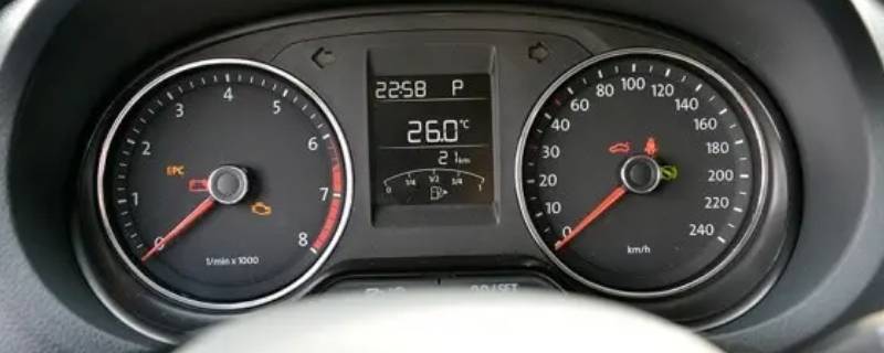 大众polo胎压多少合适（大众polo1.4胎压多少合适）