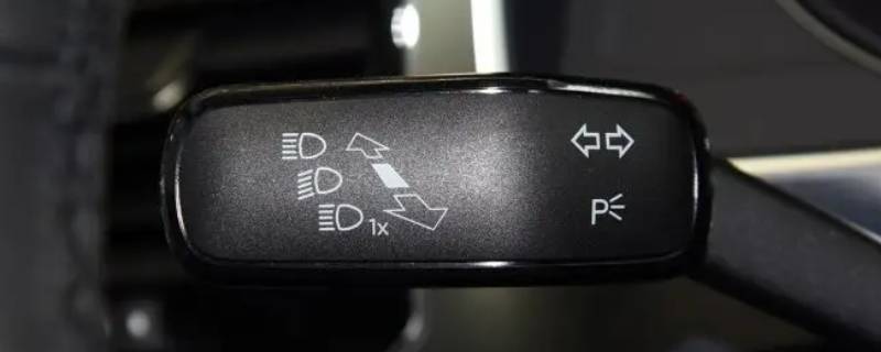 大众途昂灯光使用说明（大众途昂室内灯功能）