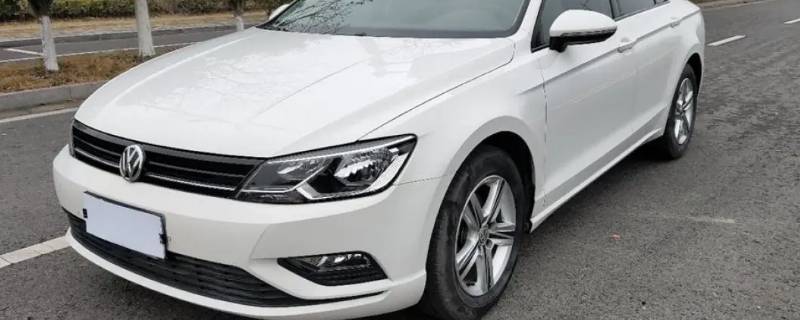 大众凌渡防冻液加哪里（大众凌渡换防冻液后少防冻液是什么问题）