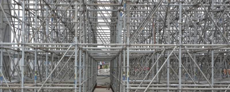 脚手架探头板不允许超过多少 脚手板探头板不大于