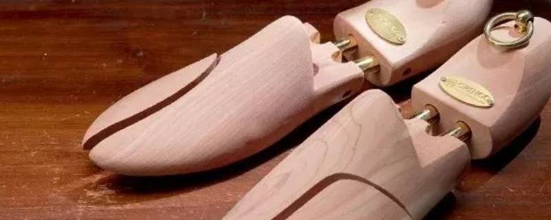 鞋撑能一直放鞋子里吗（鞋撑子能把鞋撑大吗）