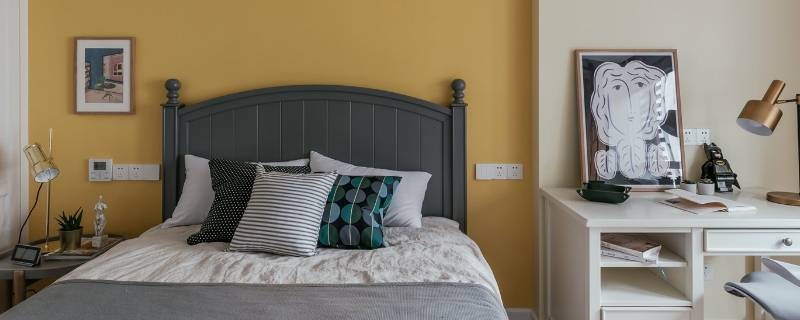 屋里潮湿有小虫子怎么办（房间潮湿有小虫子怎么办）