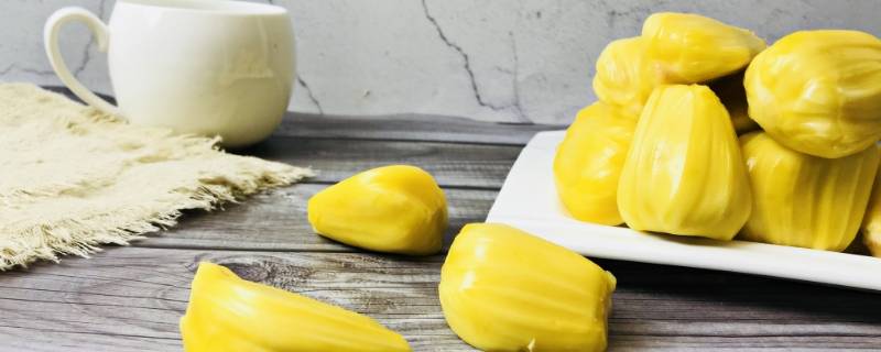 菠萝蜜打开白色果肉怎么办（菠萝蜜打开果肉是白色的,还能放熟吗?）