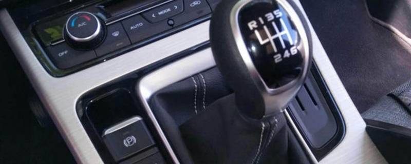 手动挡波箱油多久换一次 手动变速箱油多久换