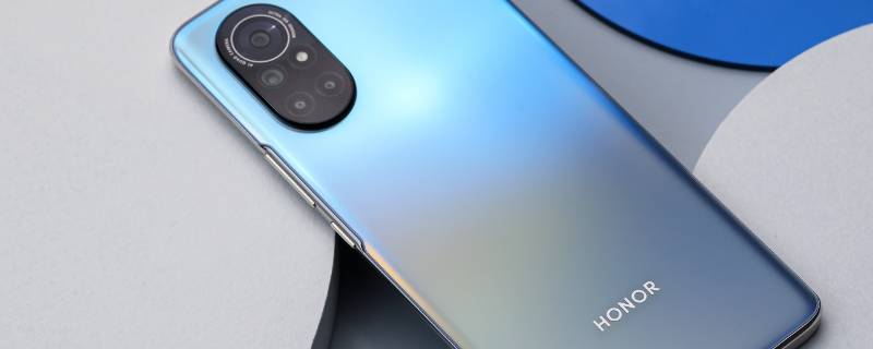 荣耀手机是什么系统 荣耀手机是什么系统有oopo的系统好吗