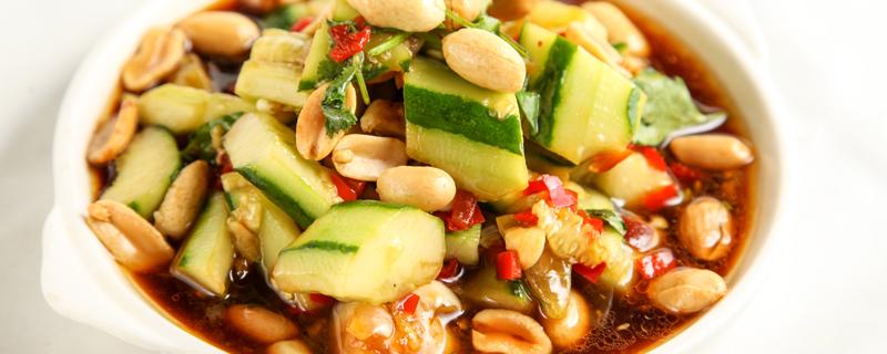 凉拌黄瓜可以放冰箱过夜吗(凉拌黄瓜可以放冰箱过夜吗还能吃吗)