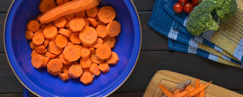 蒸的胡萝卜可以当主食吗()