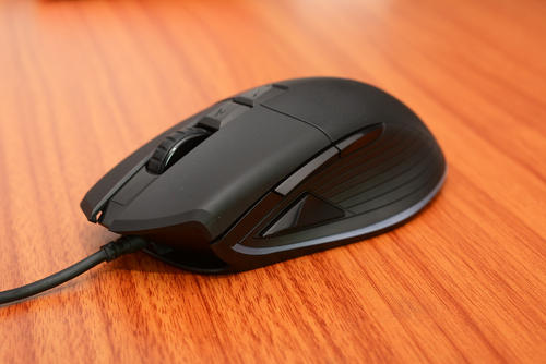 鼠标不动了怎么办灯亮左右键不能用 鼠标不动了怎么办灯亮左右键不能用了