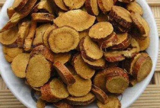 灸甘草（炙甘草的功效与作用主要治什么病）