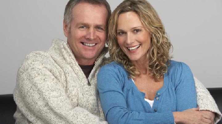 夫妻性生活会导致咽炎（夫妻性生活会导致咽炎发作吗）