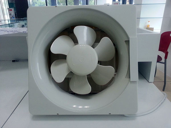 厨房排风扇装什么位置（厨房排风扇装什么位置合适）