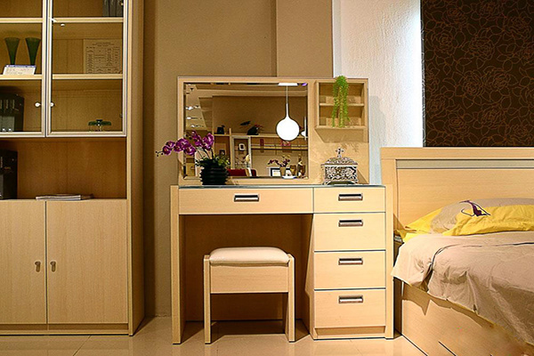 卧室梳妆台尺寸是多少 卧室梳妆台尺寸是多少厘米