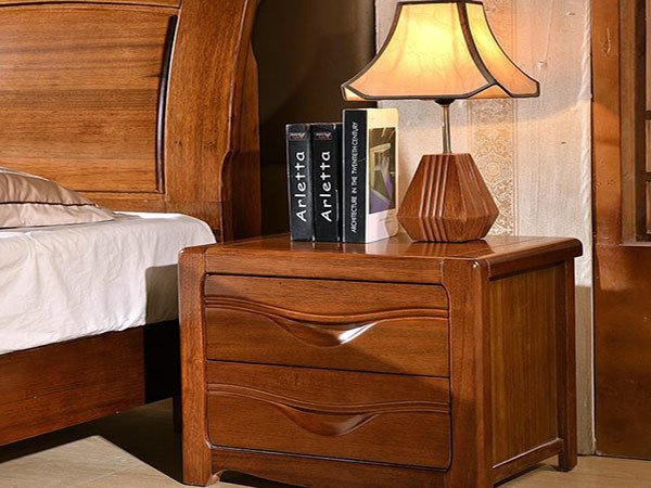 床头柜搭配方法四步走(床头柜搭配方法四步走视频)