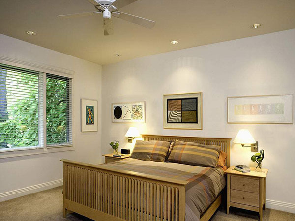 卧室床头柜选购攻略 小身材有大肚量 卧室床头柜选购攻略 小身材有大肚量