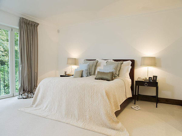 卧室床头柜选购攻略 小身材有大肚量 卧室床头柜选购攻略 小身材有大肚量