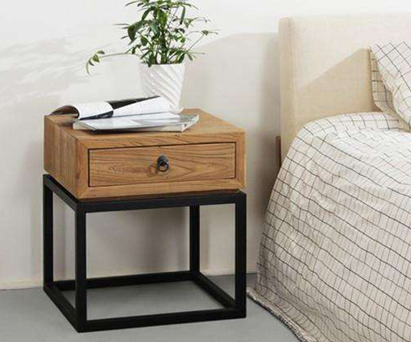 卧室选择床头柜都有哪些技巧 这几点选购事项不可忽视 卧室选择床头柜都有哪些技巧 这几点选购事项不可忽视