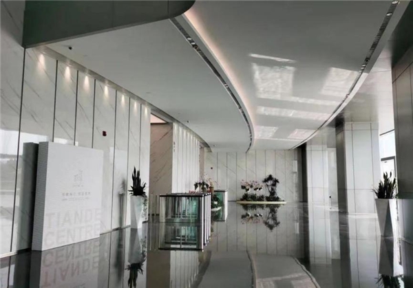 岩板的优点有哪些？为何被消费者与设计师共同青睐？