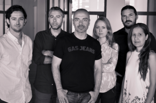 户外家具都是简约风?VINEKO唯尼可新品开启户外优雅轻奢生活 户外家具都是简约风?VINEKO唯尼可新品开启户外优雅轻奢生活