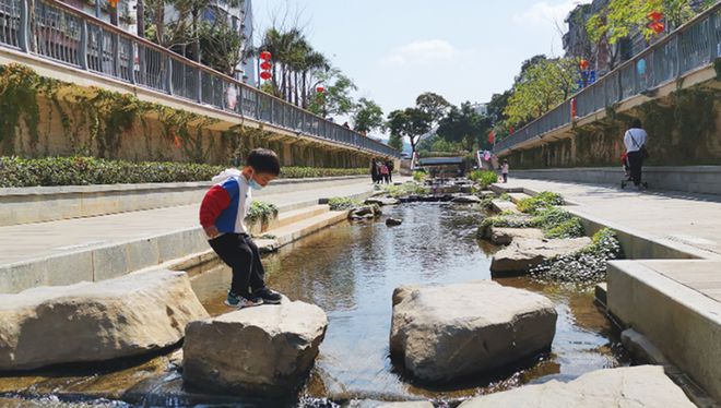   网传郑州花费34亿给河道干挂大理石砖，官方通报  