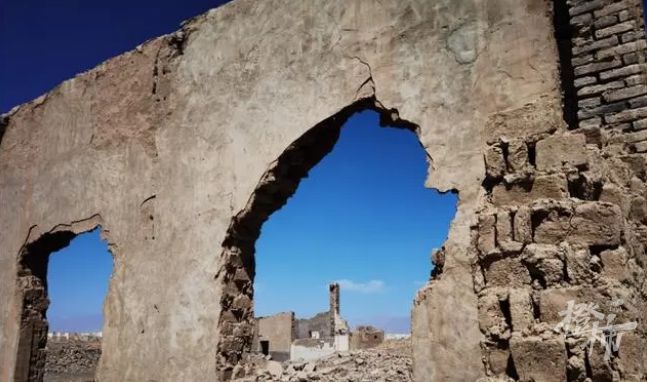 广东一家8口被困青海荒漠，其中4个老人两个孩子，专访当地警方：他们为什么进入“无人区”？怎么被救的？