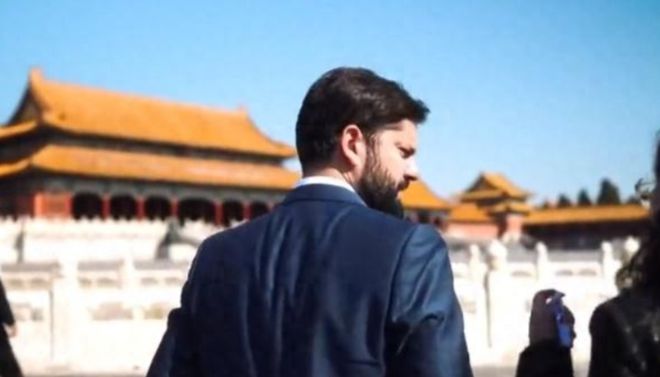 “123上链接”，85后总统直播带货背后的民心相通