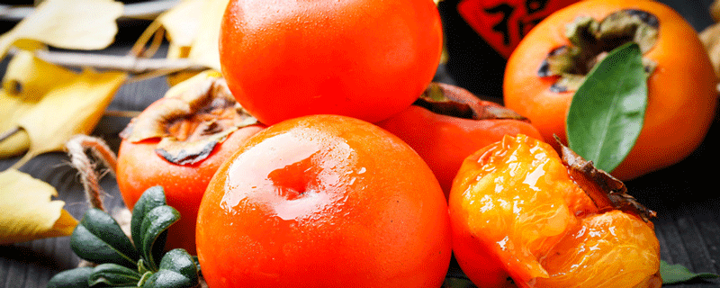 柿子的热量高还是低（柿子热量高吗易长胖吗）