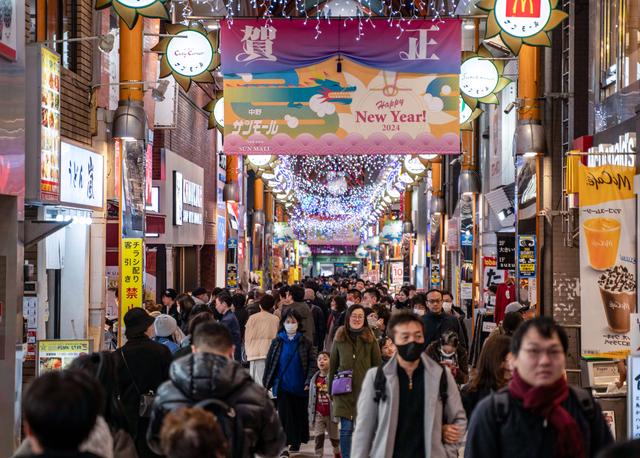 日本近两百人经济代表团访华，日媒关注能否带动两国关系改善