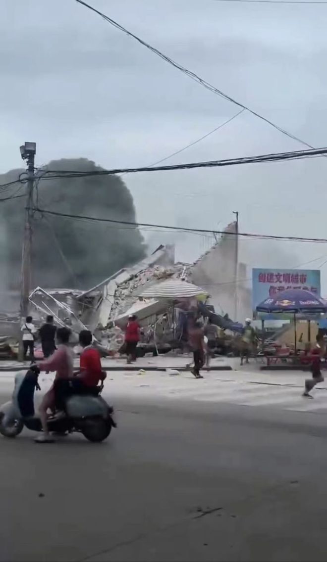 逝者 | 轰然倒塌的宿舍与废墟下的实习老师